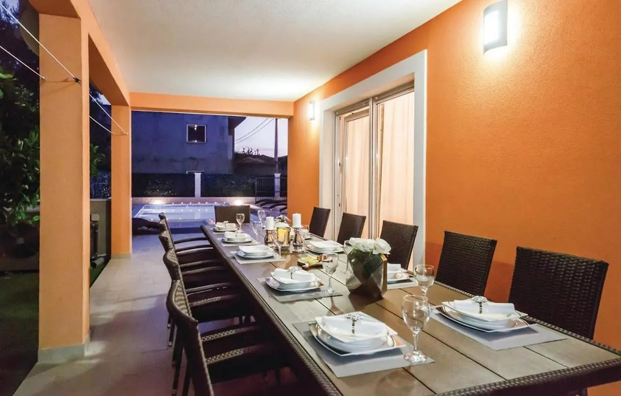 Villa Punta Kastela